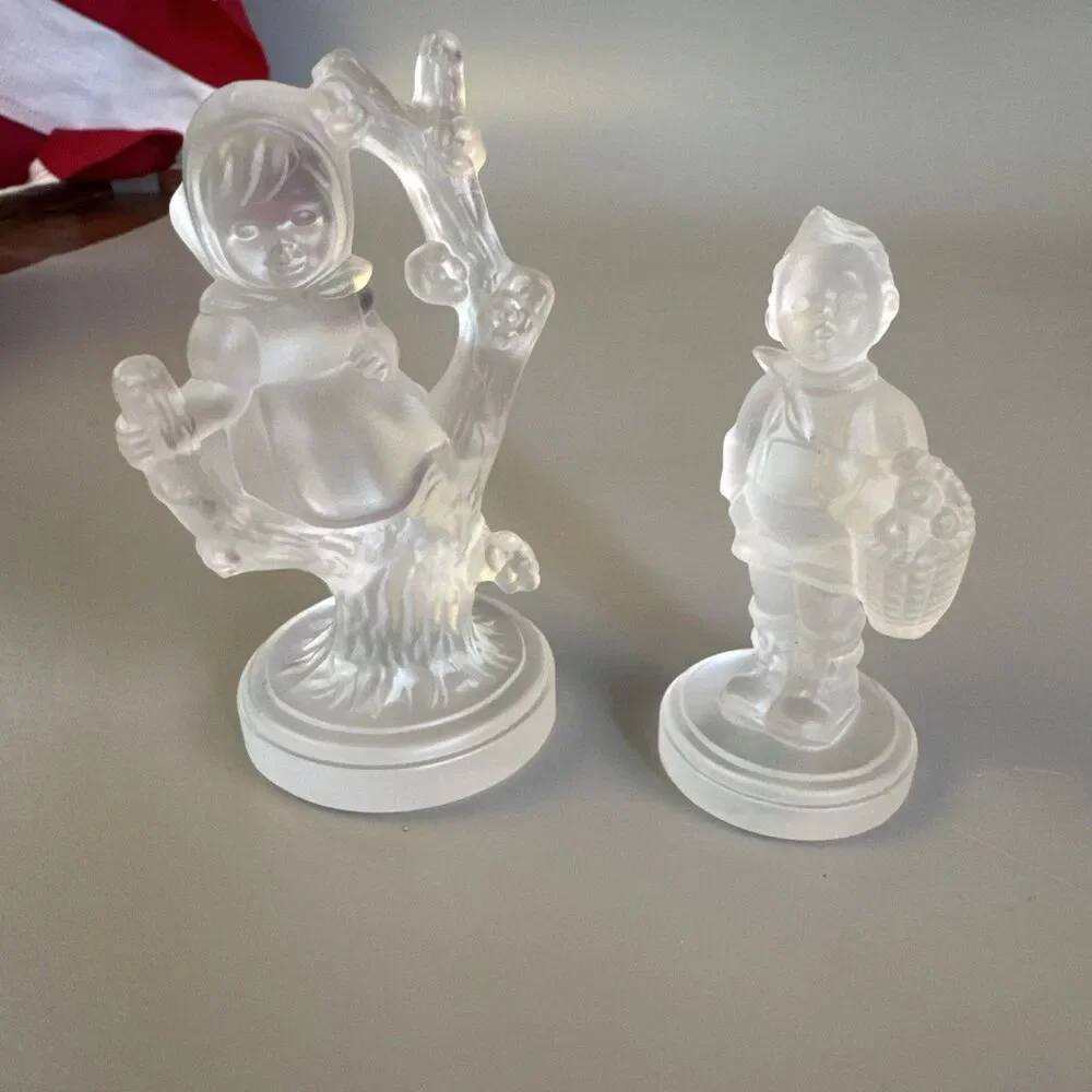 Goebel Hummel Apple Tree Girl & Boy W/basket Frosted 24% Lead Crystal Figurine